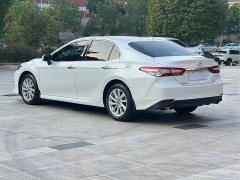 Toyota Camry 2.0G Luxury - ფოტო 6