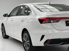 Kia K3 1.5L CVT Comfort Enjoy Edition - ფოტო 10