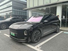 NIO ES8 Six-Seat Executive Signature Edition - ფოტო 1
