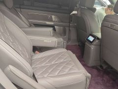 NIO ES8 Six-Seat Executive Signature Edition - ფოტო 8