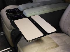 Zeekr 009 Six-Seat Executive AWD 108kWh - ფოტო 15