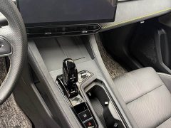 Lynk & Co Geely Lynk & Co 03 2026 2.0T Diesel Automatic Ultra - ფოტო 12