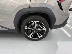 Geely Galaxy L7 EM-i 115km Explorer Edition - ფოტო 10