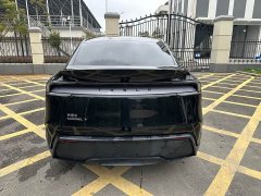 Tesla Model Y Rear-Wheel Drive - ფოტო 4