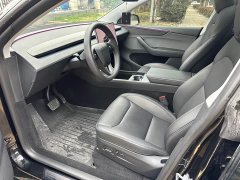 Tesla Model Y Rear-Wheel Drive - ფოტო 9