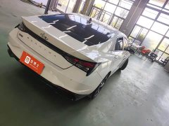 Hyundai Elantra 2021 1.5L CVT GLX Elite - ფოტო 4
