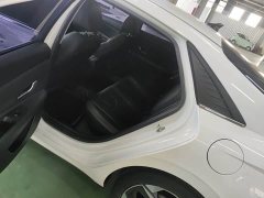 Hyundai Elantra 2021 1.5L CVT GLX Elite - ფოტო 6