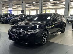 BMW 5 Series 530Li Luxury M Sport Package - ფოტო 1