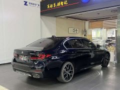 BMW 5 Series 530Li Luxury M Sport Package - ფოტო 4