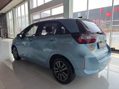 Honda Fit 1.5L CVT Trend Edition - ფოტო 11