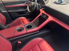 Porsche Taycan - ფოტო 8