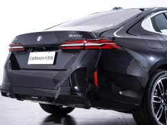 BMW 5 Series Facelift 530Li Premier M Sport Package - ფოტო 6