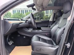 Tesla Model Y Rear-Wheel Drive - ფოტო 7