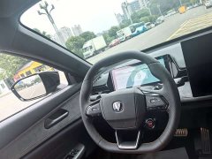 Changan UNI-V 1.5T 500Bar Luxury Sport Edition - ფოტო 13