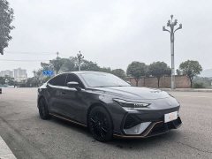 Changan UNI-V 1.5T 500Bar Luxury Sport Edition - ფოტო 3