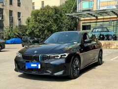 BMW 3 Series 330i M Sport Night Edition Package - ფოტო 1