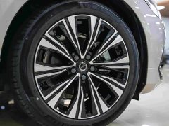 Volvo S60 B4 Smart Luxury Edition - ფოტო 11