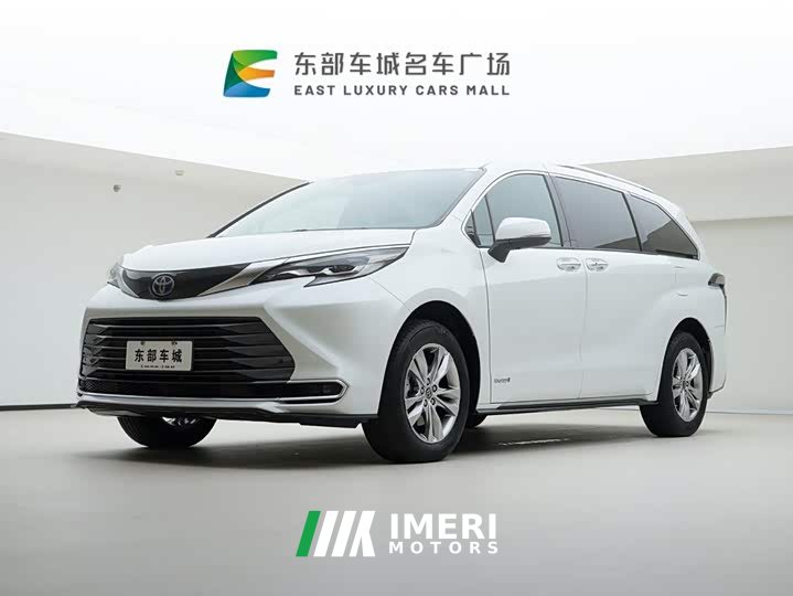 Toyota Sienna 2.5L Hybrid Premium Edition