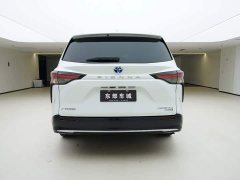 Toyota Sienna 2021 2.5L Hybrid Premium Edition - ფოტო 4