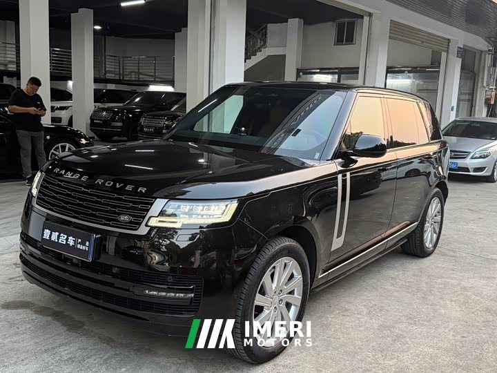 Land Rover Range Rover 3.0 L6 400PS Extended Wheelbase 7-Seater