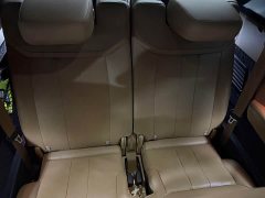 Land Rover Range Rover 3.0 L6 400PS Extended Wheelbase 7-Seater - ფოტო 13