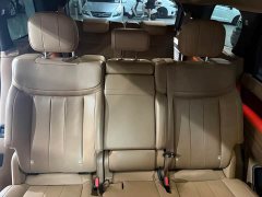 Land Rover Range Rover 3.0 L6 400PS Extended Wheelbase 7-Seater - ფოტო 15