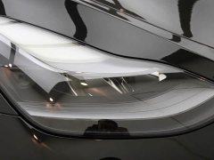 Tesla Model Y Standard Range RWD - ფოტო 11