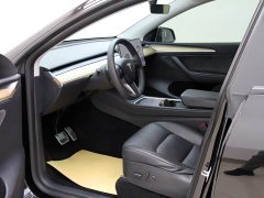 Tesla Model Y Standard Range RWD - ფოტო 4
