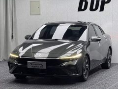 Hyundai Elantra 1.5L CVT GLX Elite - ფოტო 1