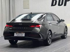 Hyundai Elantra 1.5L CVT GLX Elite - ფოტო 9