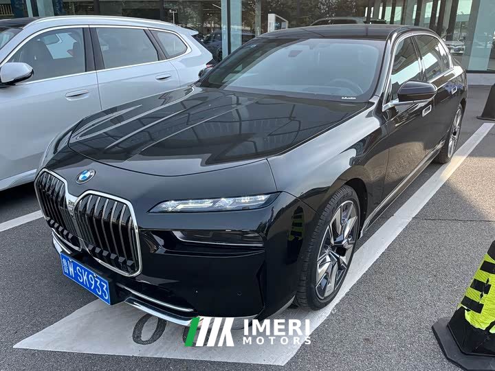 BMW 7 Series 2023 Facelift 740Li Luxury Edition Premium Package - ავტომობილი ჩინეთიდან