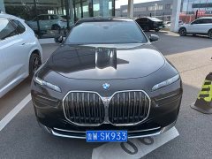 BMW 7 Series 2023 Facelift 740Li Luxury Edition Premium Package - ფოტო 2