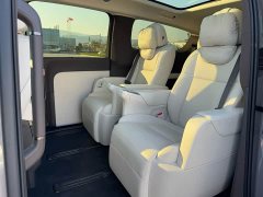 Li Auto Li Xiang MEGA 2024 Ultra - ფოტო 16