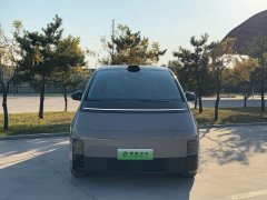 Li Auto Li Xiang MEGA 2024 Ultra - ფოტო 2