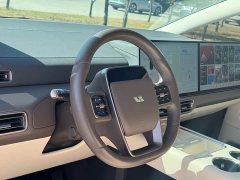 Li Auto Li Xiang MEGA 2024 Ultra - ფოტო 9