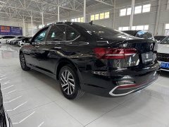Volkswagen Lavida 1.5L Automatic Five Million Edition - ფოტო 6