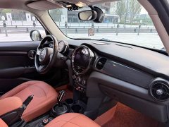 BMW MINI 2022 1.5T ONE 5-Door PLUS - ფოტო 12