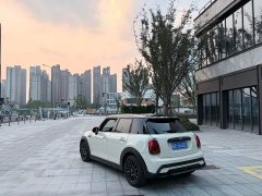 BMW MINI 2022 1.5T ONE 5-Door PLUS - ფოტო 6