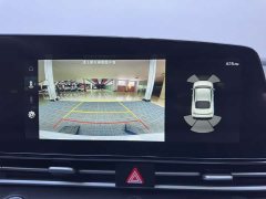 Hyundai Elantra 2023 1.5L CVT Luxury - ფოტო 12
