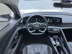 Hyundai Elantra 2023 1.5L CVT Luxury - ფოტო 8