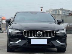 Volvo S60 B4 Smart Luxury Edition - ფოტო 3