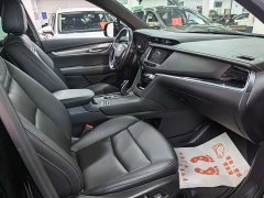 Cadillac XT6 2.0T Seven-Seat AWD Fashion Edition - ფოტო 3