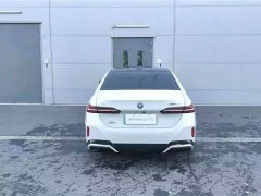 BMW i5 2024 eDrive 35L Premium M Sport Package - ფოტო 3