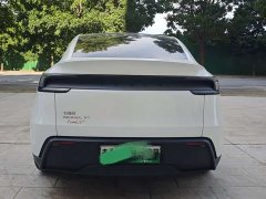 Tesla Model Y Long Range All-Wheel Drive - ფოტო 7