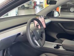 Tesla Model Y Long Range All-Wheel Drive - ფოტო 14
