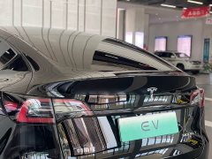 Tesla Model Y Long Range All-Wheel Drive - ფოტო 7