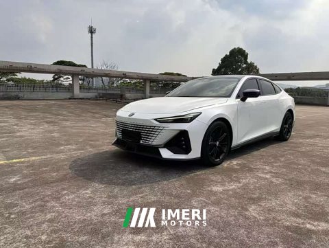 2023 Changan UNI-V 2022 1.5T Deluxe - ავტომობილი ჩინეთიდან
