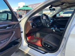 BMW 5 Series 525Li Luxury Package - ფოტო 5