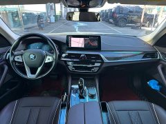 BMW 5 Series 525Li Luxury Package - ფოტო 7