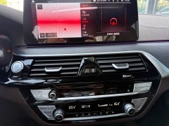 BMW 5 Series 530Li Premier M Sport Package - ფოტო 12